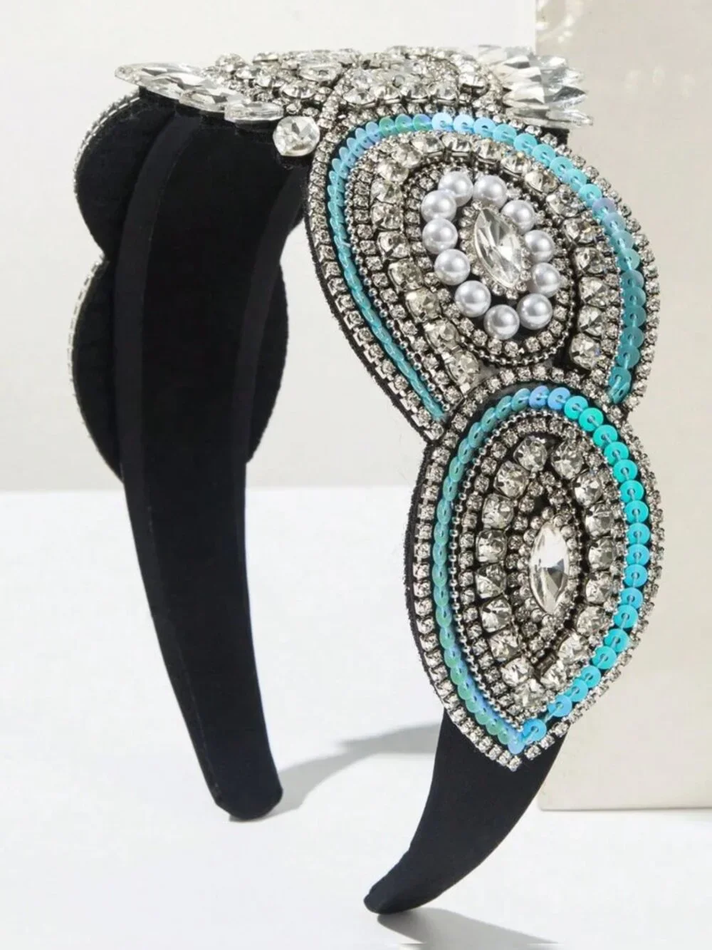 Crystals and faux Pearls Embellished Statement Headband
